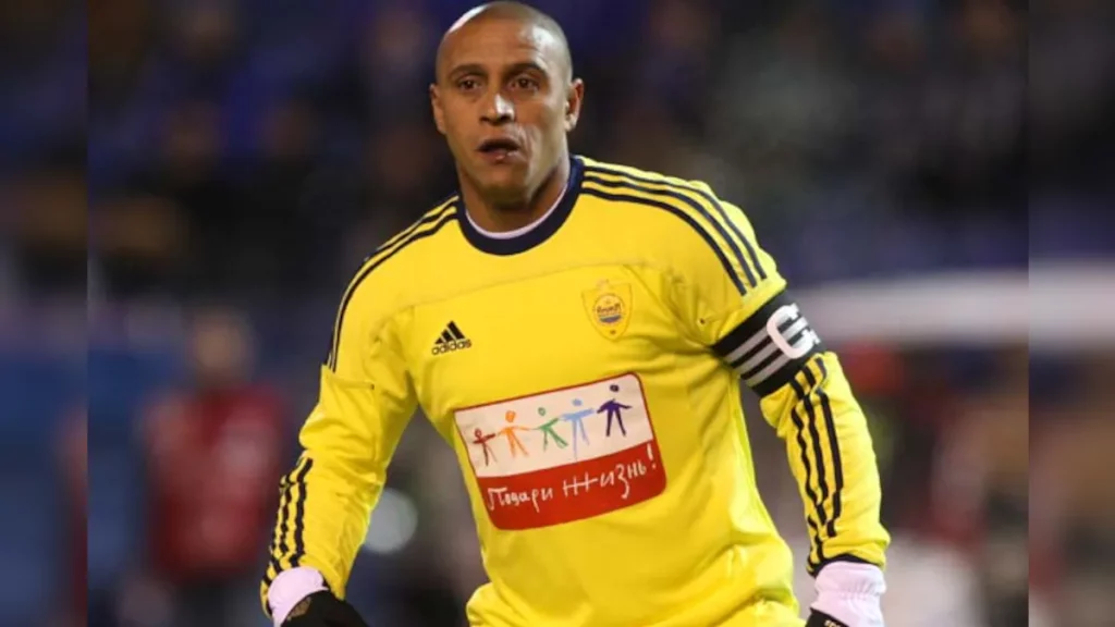 Roberto Carlos Tiểu sử | Gia đình | Sự nghiệp | Giá trị ròng - Sportslibro.com