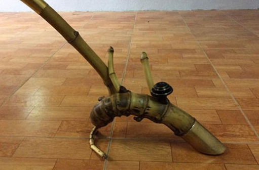 Điếu cày cổ quái có giá chục triệu đồng | Báo Giáo dục và Thời đại Online