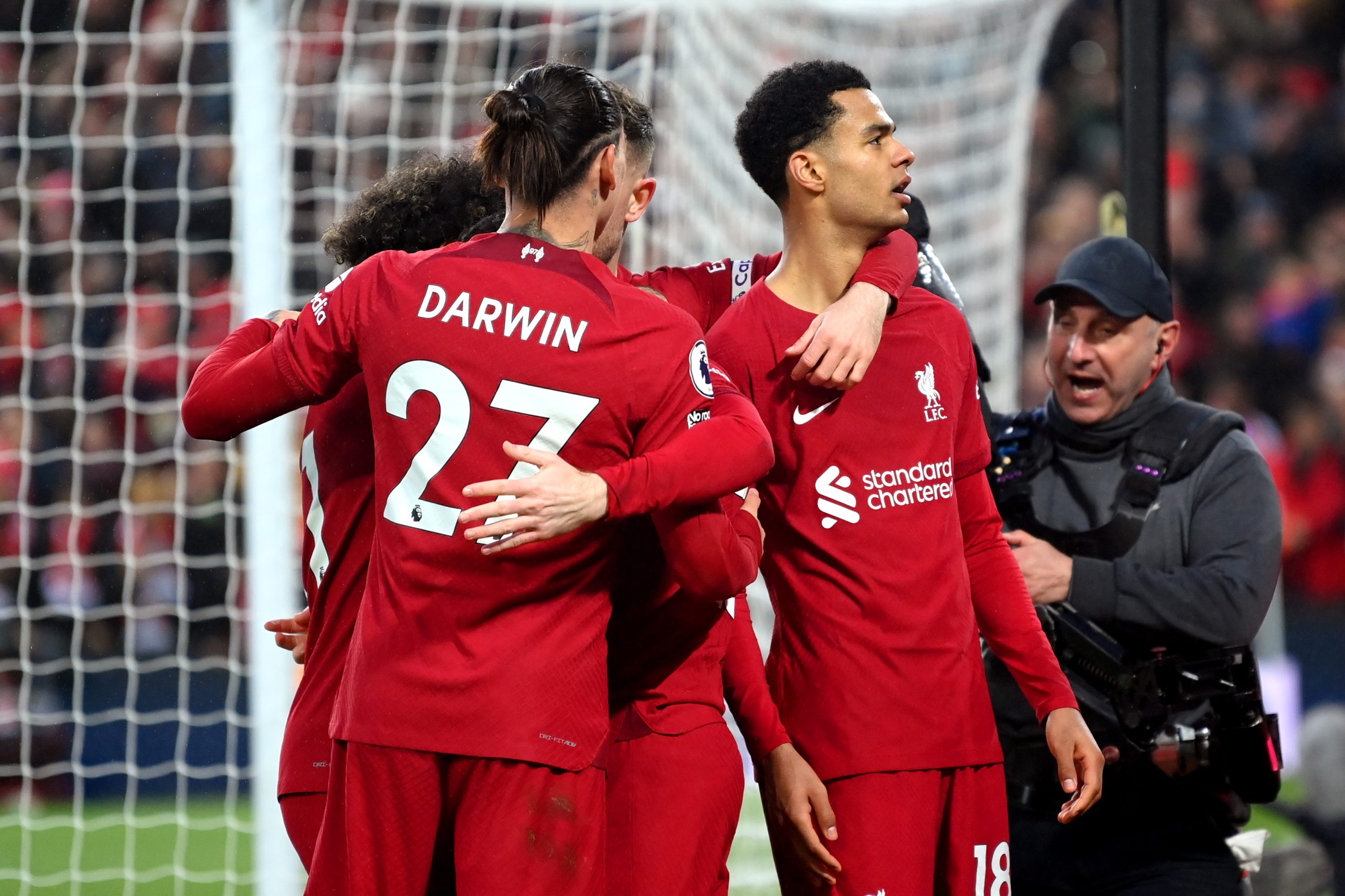 Liverpool có bao nhiêu danh hiệu Premier League? Danh Hiệu Lữ Đoàn Đỏ 7 Xuất Sắc Liverpool có bao nhiêu cúp Ngoại Hạng Anh? Danh hiệu nổi bật của lữ đoàn đỏ - Vé Bóng Đá Online