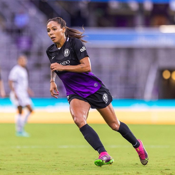 Sydney Leroux | Sydney leroux, Soccer players, Soccer