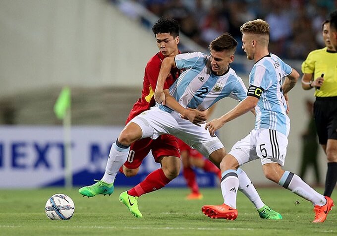 Bài 15 - Kỹ thuật KÈM NGƯỜI trong bóng đá | Cách kèm người trong bóng đá mini