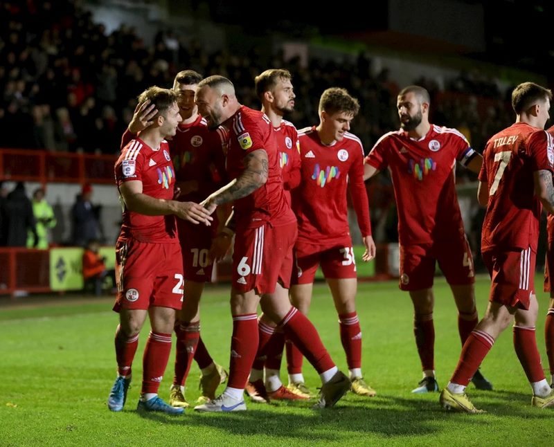 Câu lạc bộ Swindon Town - Đơn vị bóng đá nổi tiếng nước Anh - ONE88vn