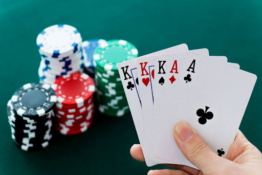 Hướng dẫn cách chơi Poker cơ bản cho người mới bắt đầu - Blckvc