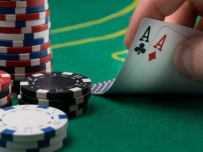 Cách chơi Poker như bậc thầy | Cimag