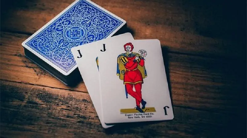 Tìm hiểu ý nghĩa đằng sau lá bài Joker là gì?