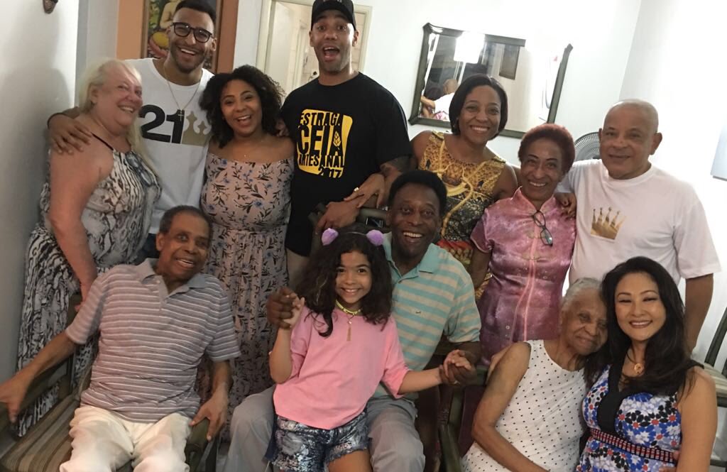 Tiểu Sử Huyền Thoại Bóng Đá Pele - Huyền Thoại Bóng Đá Thế Giới