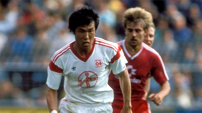 Cầu thủ Hàn Quốc nổi tiếng nhất: "Thần tượng quốc dân" Son Heung Min