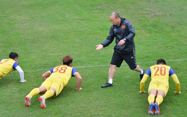 Tập thể dục để tăng cường thể lực