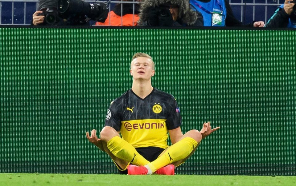 Bật mí cách giữ bình tĩnh khi chơi bóng để đánh bại đối thủ - Bóng Đá Trẻ