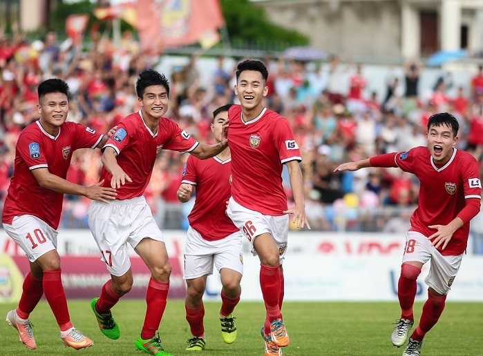 CLB Bóng đá Hồng Lĩnh Hà Tĩnh chính thức có "ông bầu" mới - Báo Công an Nhân dân điện tử