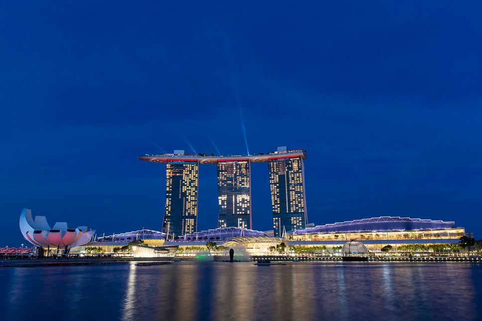 Marina Bay Sands từ 12.675.282 VNĐ (3̶6̶.̶4̶0̶4̶.̶2̶6̶6̶ ̶₫̶). Khách sạn Singapore - KAYAK