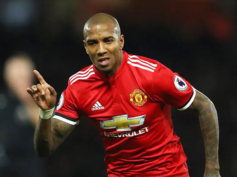 Top +5 cầu thủ xuất sắc nhất mặc áo số 18 cho Man United Top +5 Những Cầu Thủ Mang Áo Số 18 Xuất Sắc Nhất Man United