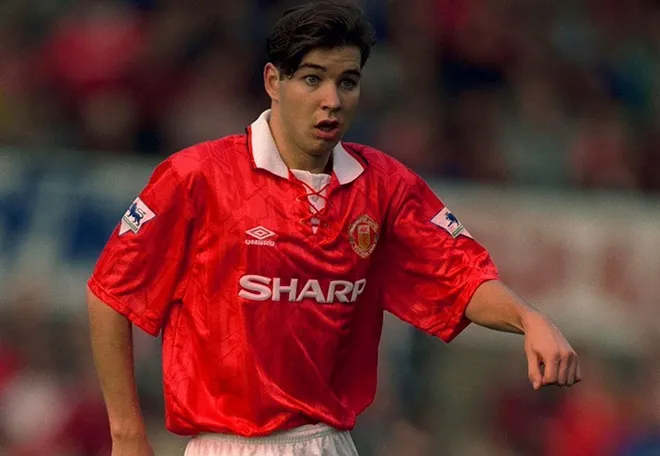 Top +5 cầu thủ xuất sắc nhất mặc áo số 18 cho Man United Top +5 Những Cầu Thủ Mang Áo Số 18 Xuất Sắc Nhất Man United