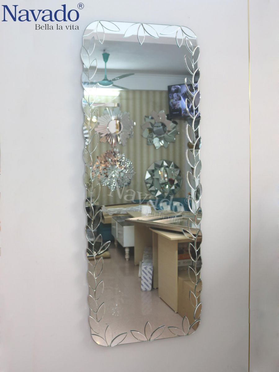 guong-soi-toan-than-treo-tường-phòng-ngu-Amazon