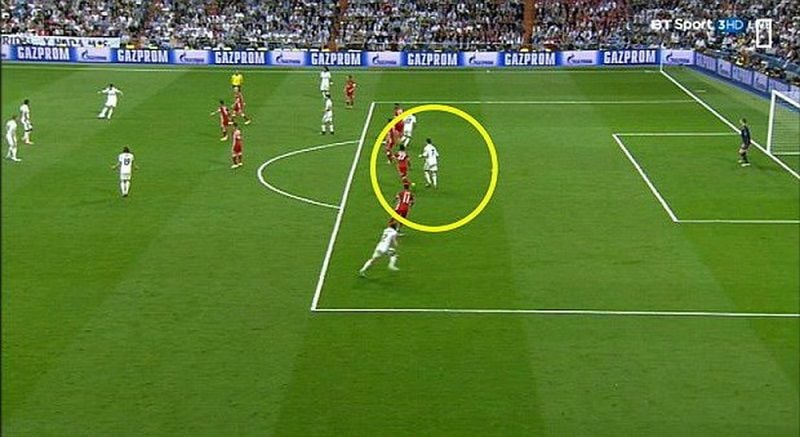 Quy định luật 'việt vị' trong bóng đá không phải ai cũng hiểu đúng