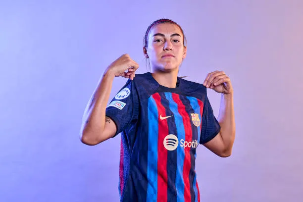 Top 10+ Tiền vệ nữ xuất sắc nhất thế giới hiện nay Top 10+ Những Tiền Vệ Nữ Xuất Sắc Nhất Thế Giới Hiện Nay - gocgiaitri.edu.vn