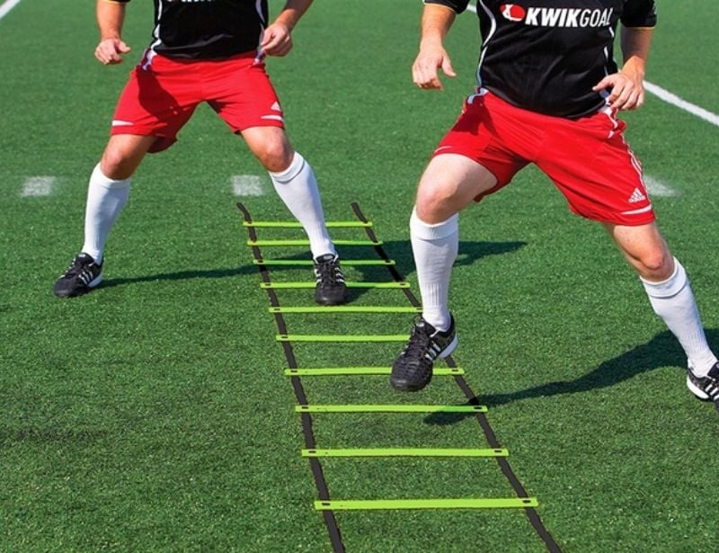 Các bài tập tăng cường thể lực khi chơi bóng đá | Sport9 Việt Nam