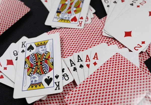 Hướng dẫn luật chơi và cách chơi Mậu Binh từ cơ bản đến nâng cao