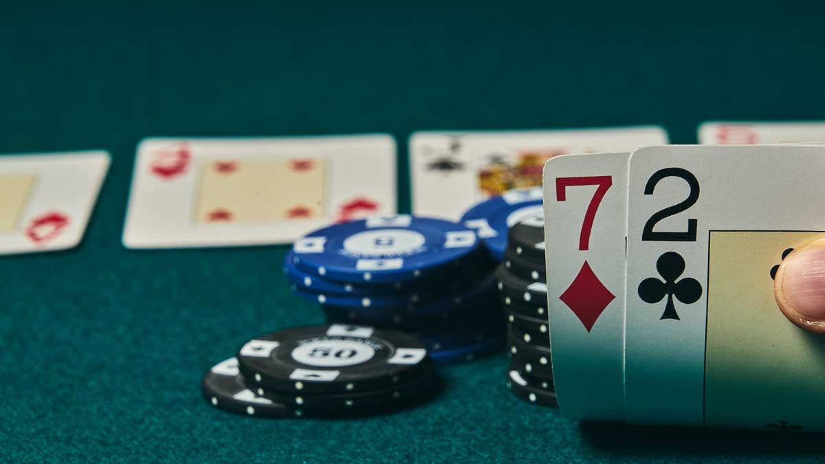 Cách lừa gạt thành công trong poker | Tự nhiên8