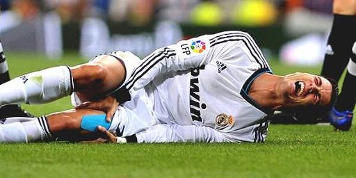 Xử trí chấn thương trong bóng đá