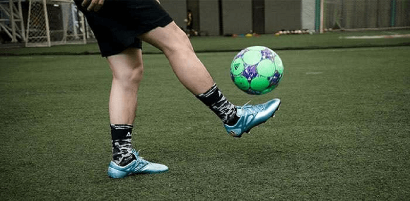 Cách chơi bóng đá giỏi – Kỹ thuật chơi bóng đá đúng là gì?