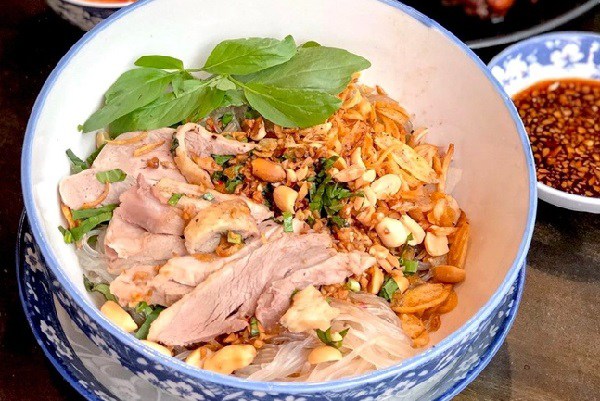 2 cách làm bún ngỗng thơm ngon, đơn giản, dễ làm tại nhà