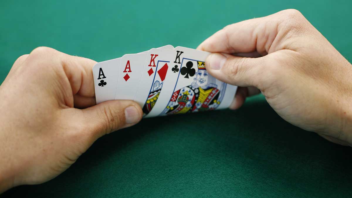 20 ván bài khởi đầu tốt nhất để chơi Poker Omaha | Tự nhiên8