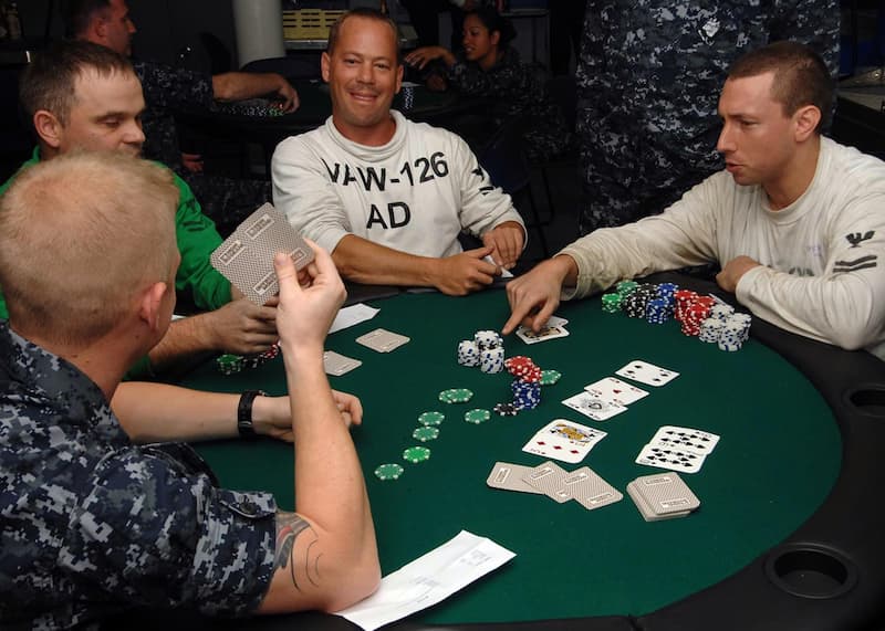 BÍ QUYẾT CHƠI POKER DỄ HIỂU NHẤT DÀNH CÁC CHO TÂN BINH