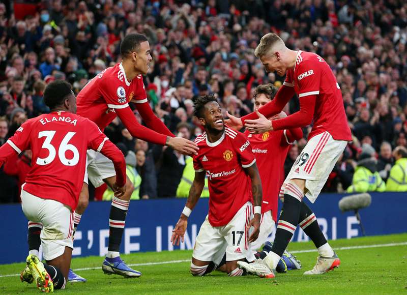 Manchester United là câu lạc bộ hàng đầu ở Anh cũng như châu Âu Manchester United là câu lạc bộ hàng đầu ở nước Anh cũng như châu Âu