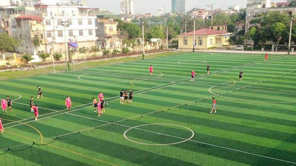 Bảng giá thi công sân bóng đá nhân tạo 11 người | Greengrass.vn