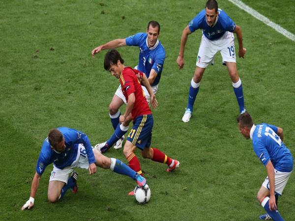 Chiến thuật phòng thủ và lối chơi của Catenaccio có gì đặc biệt?