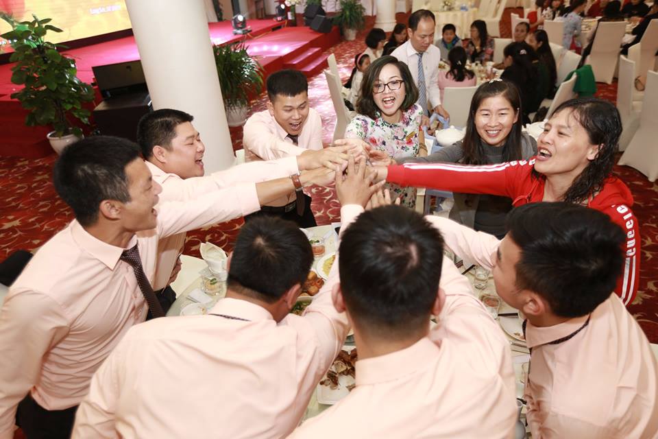 Những cách tổ chức tiệc tân niên đầu năm ấn tượng cho các doanh nghiệp -  The Pride