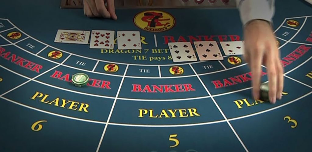 Baccarat và Roulette là những trò chơi may rủi bị pháp luật Việt Nam nghiêm cấm.