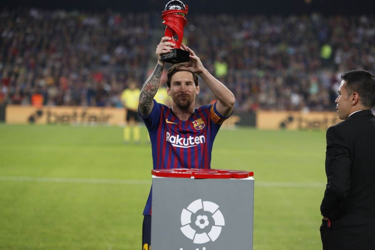 Leo Messi được bình chọn là cầu thủ xuất sắc nhất tháng của La Liga trong tháng 3