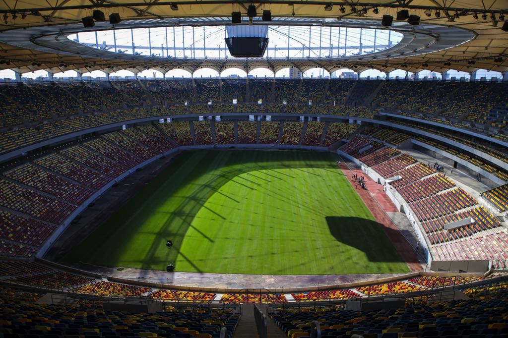 Số 11 đặc biệt của Euro 2020 - Heritage Vietnam Airlines