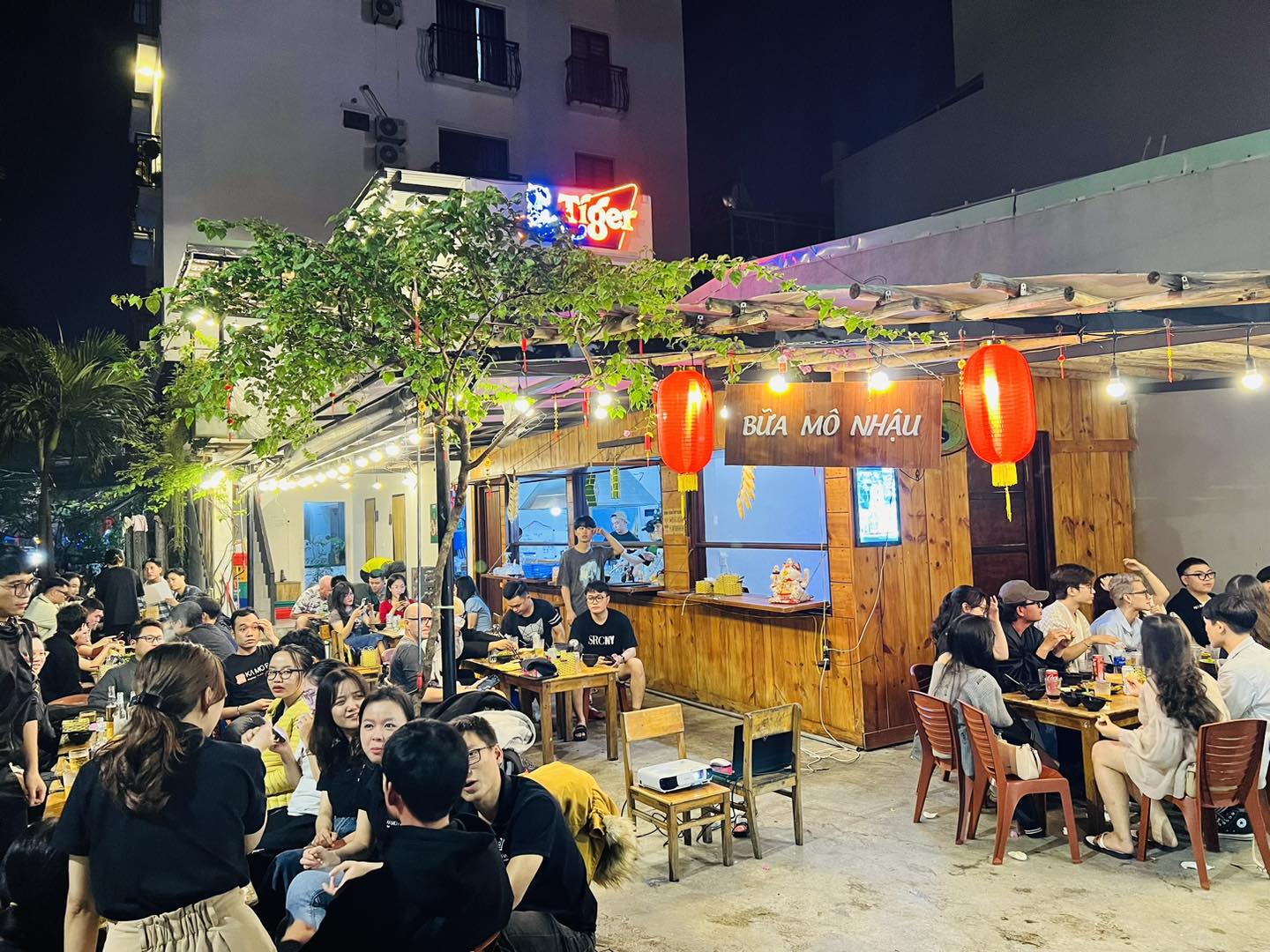Hơn 23 quán bar tại Đà Nẵng cung cấp đồ ăn ngon và giá cả phải chăng cho những người sành đồ uống