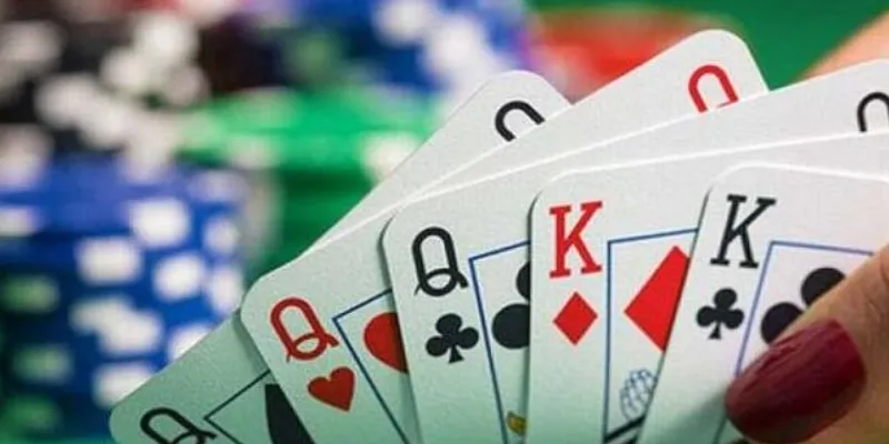 Khám phá mẹo chơi Phỏm và chiến thắng của chuyên gia