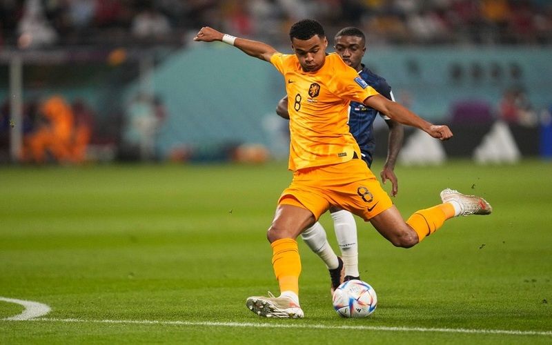 SS trong bóng đá là gì? 5 kỹ năng cần thiết cho vị trí này