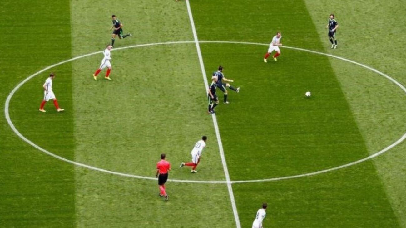 Tất tần tật về những luật cơ bản và dễ hiểu nhất của bóng đá - EVO Sport