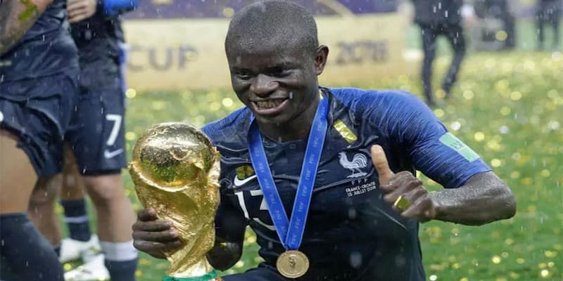 N'Golo Kanté - Ngôi Sao Khiêm Tốn Và Tài Năng Phi Thường
