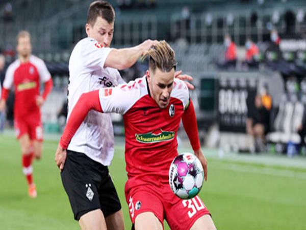 Tiểu sử của Christian Gunter - một hậu vệ tài năng