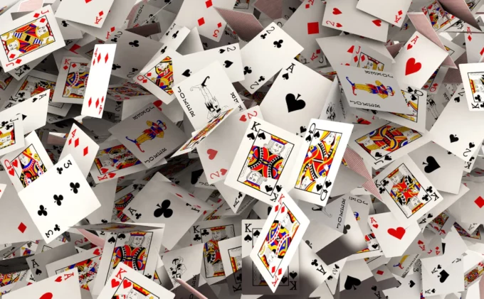 Tìm hiểu ý nghĩa và bí ẩn của lá bài Fool trong bộ bài tarot