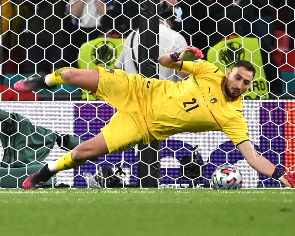 [ĐÁP ÁN] Thuật ngữ GK trong bóng đá là gì - Chayluoi