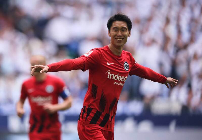 Danh sách 5 cầu thủ Nhật Bản xuất sắc nhất đang chơi ở châu Âu