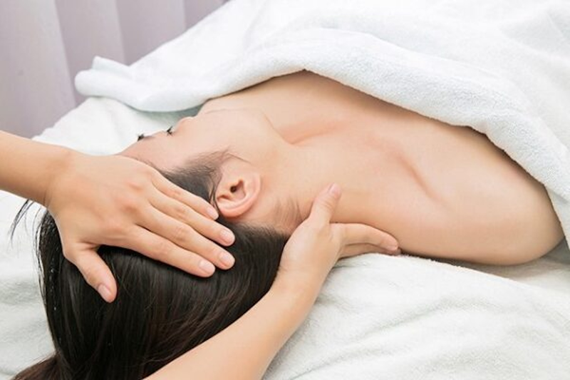 Cách massage thư giãn tại nhà cho phụ nữ từ A đến Z 2