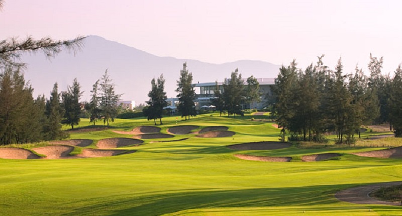 Sân golf Montgomerie Links