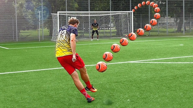 Học kỹ thuật đá bóng bằng mu bàn chân - HTSPORT.VN