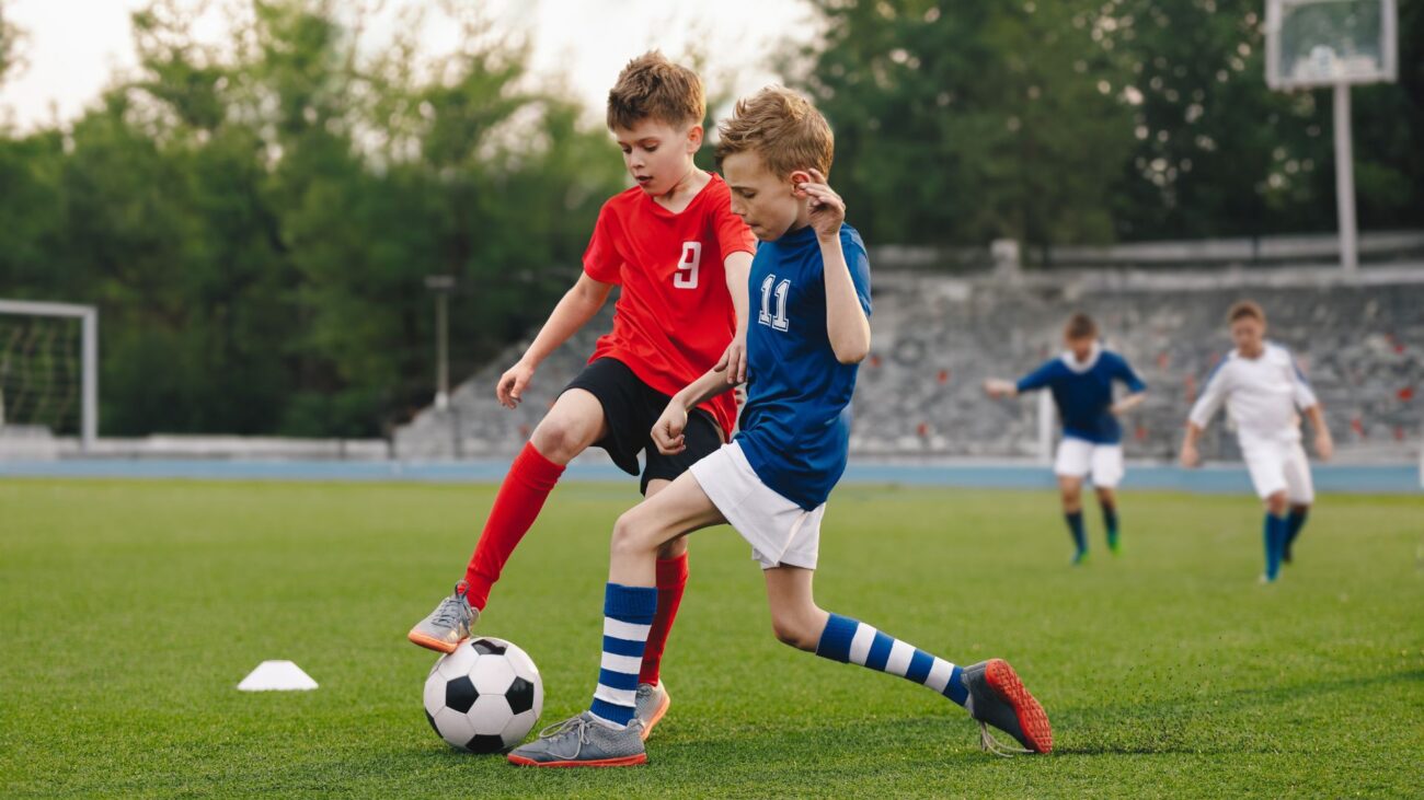 9 bài tập bóng đá cơ bản để nâng cao trình độ - EVO Sport