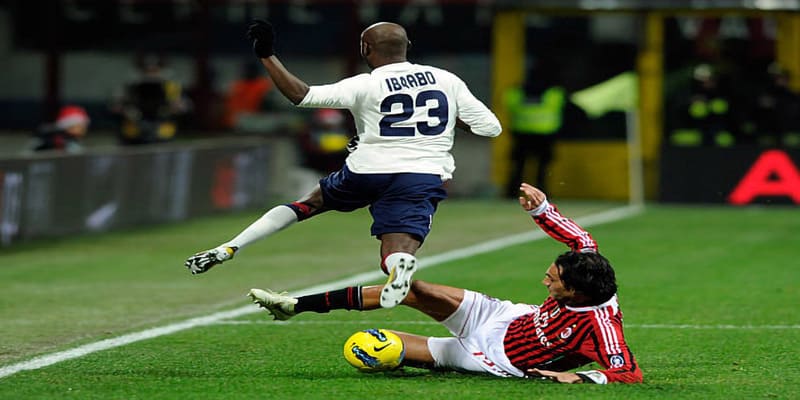 Hậu Vệ Quét Là Gì? Vai Trò Của Hậu Vệ Quét Là Gì Trên Sân?