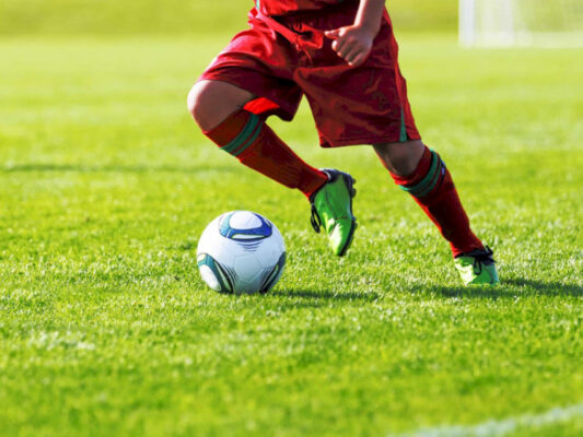 Bật Mí Cách Kiểm Soát Bóng Tốt: Kỹ Năng, Chiến Thuật Và Luyện Tập